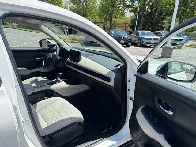 2025 Honda HR-V AWD LX