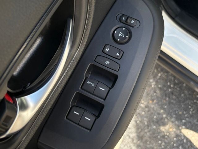 2027 Honda HR-V LX AWD
