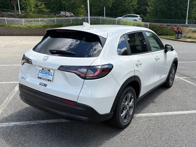 2027 Honda HR-V LX AWD