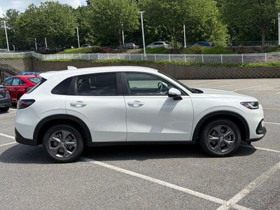 2027 Honda HR-V LX AWD