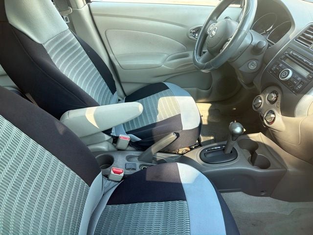 2013 Nissan Versa 1.6 S