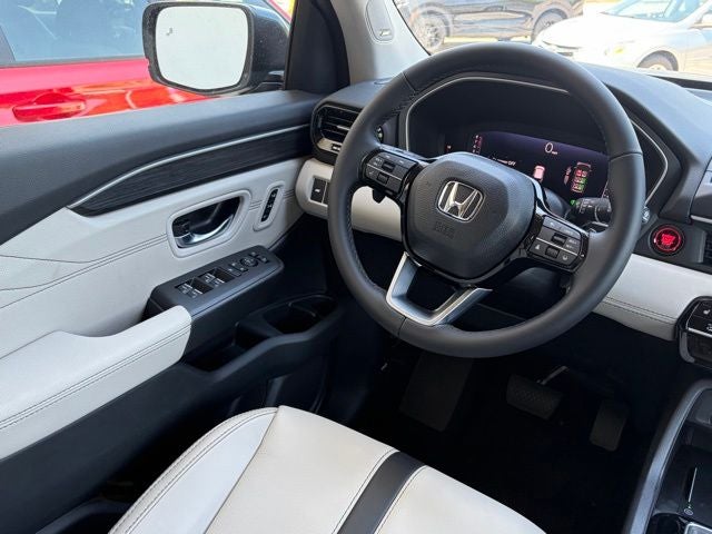 2026 Honda Pilot AWD Touring Blackout