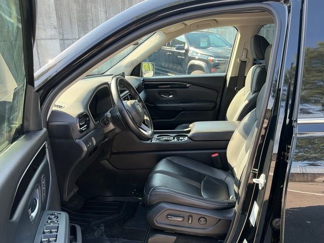 2023 Honda Pilot Touring AWD