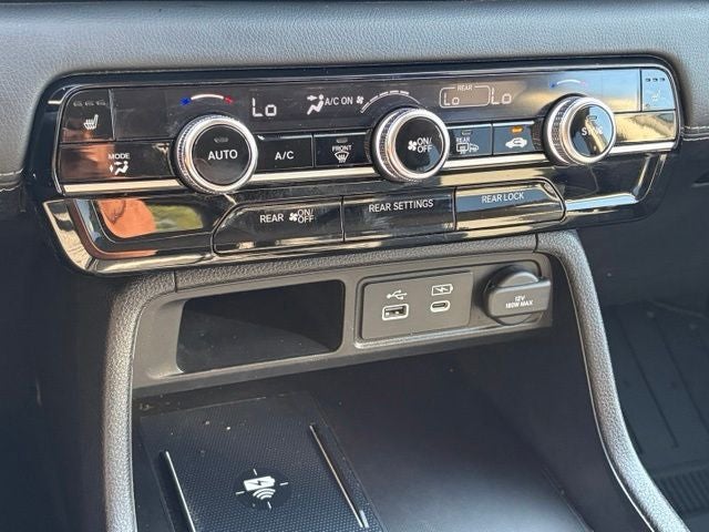 2023 Honda Pilot Touring AWD