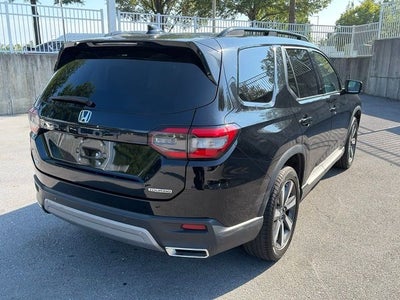 2023 Honda Pilot Touring AWD