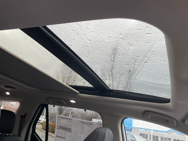 2025 Honda Pilot AWD TRG