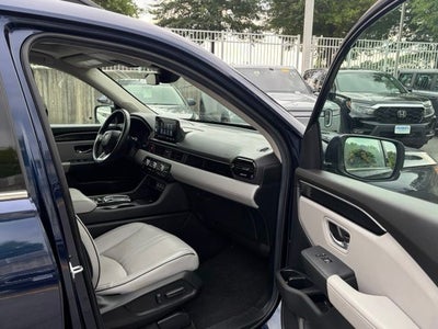 2025 Honda Pilot Elite AWD