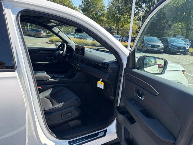 2026 Honda Pilot AWD Black Edition