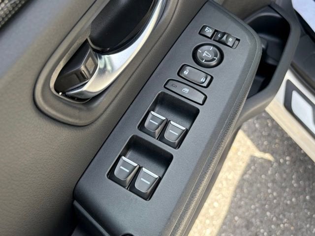 2025 Honda Pilot AWD Black Edition