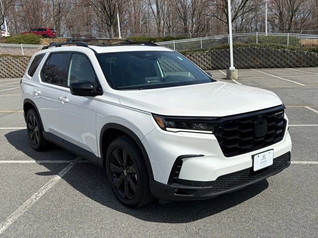 2025 Honda Pilot AWD Black Edition