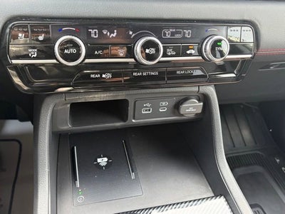 2025 Honda Pilot AWD Black Edition