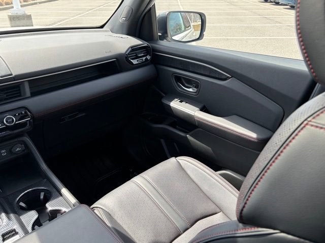 2025 Honda Pilot AWD Black Edition