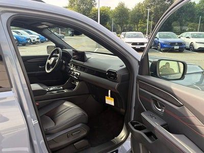 2026 Honda Pilot AWD Black Edition