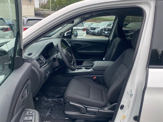 2025 Honda Ridgeline Sport w/HPD Wheels