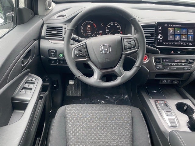 2025 Honda Ridgeline Sport w/HPD Wheels