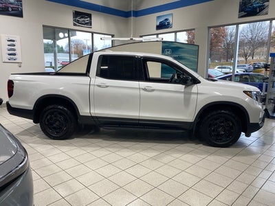 2025 Honda Ridgeline Sport w/HPD Wheels