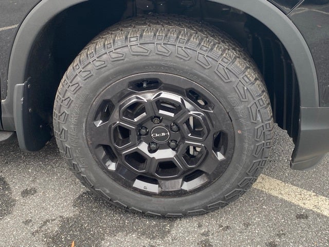 2025 Honda Ridgeline Sport w/HPD Wheels