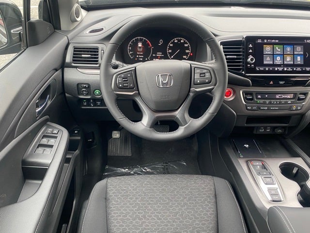 2025 Honda Ridgeline Sport w/HPD Wheels