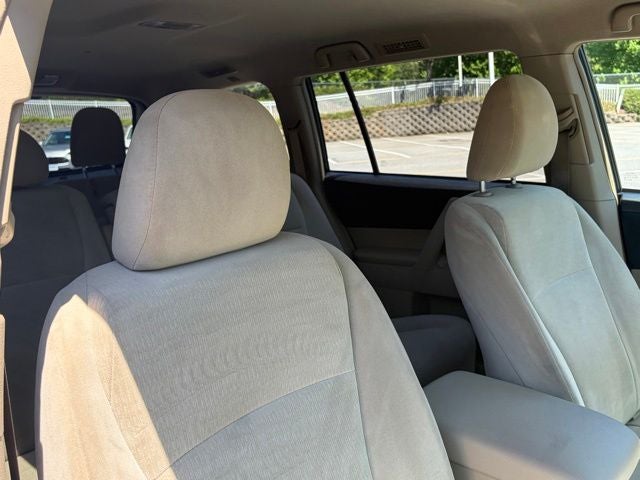 2012 Toyota Highlander Base