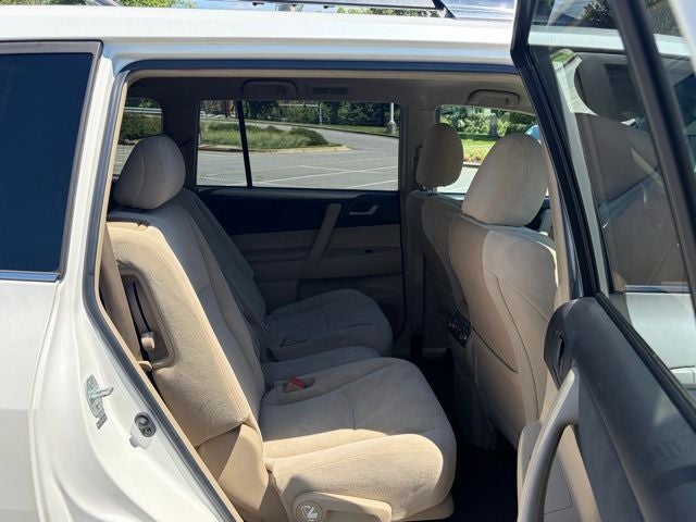 2012 Toyota Highlander Base