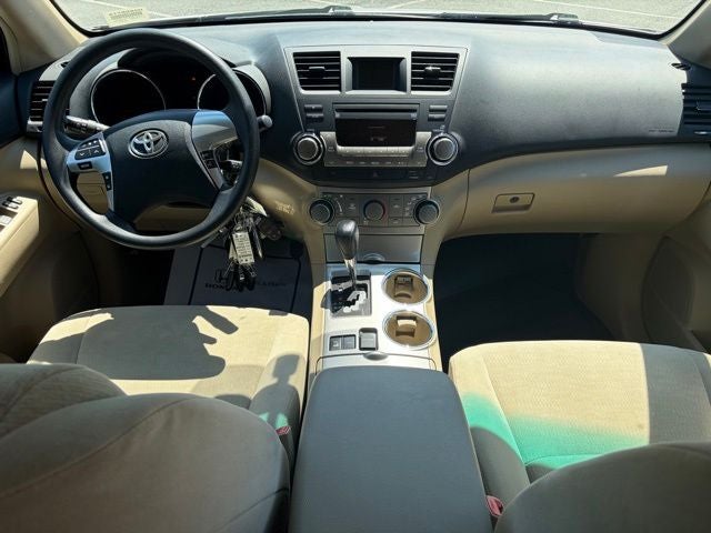 2012 Toyota Highlander Base