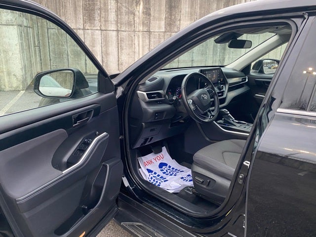 2021 Toyota Highlander LE