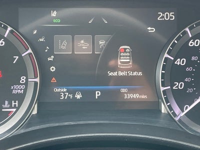 2023 Toyota Highlander LE 8 Passenger