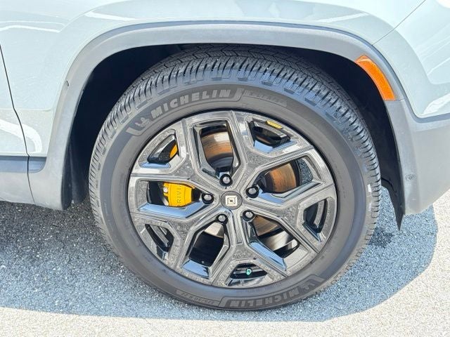 2023 Rivian R1T Adventure AWD