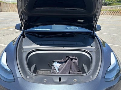 2025 Tesla Model Y Long Range