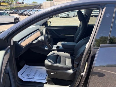 2025 Tesla Model Y Long Range