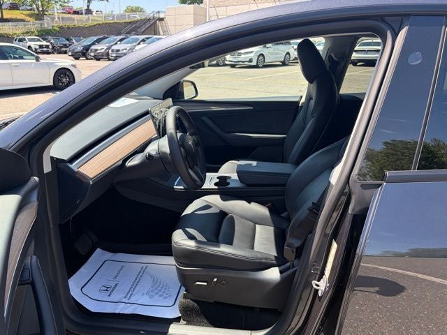 2025 Tesla Model Y Long Range