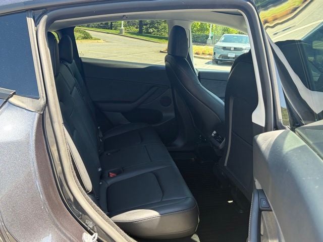 2025 Tesla Model Y Long Range