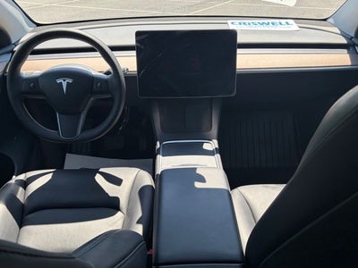 2025 Tesla Model Y Long Range