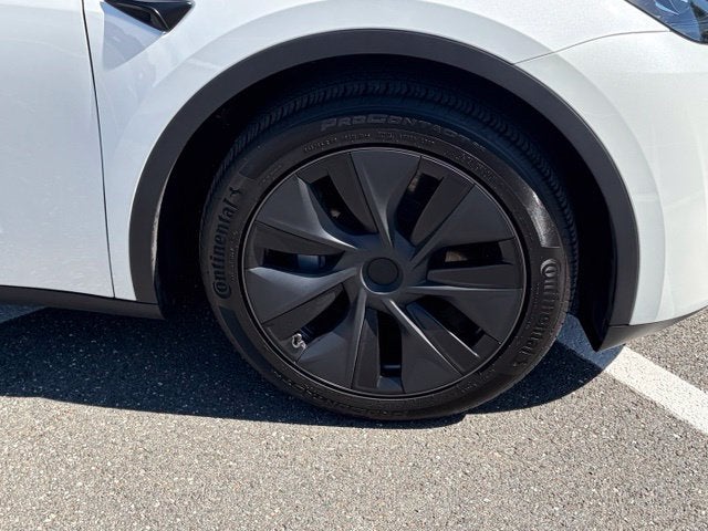 2024 Tesla Model Y Long Range AWD