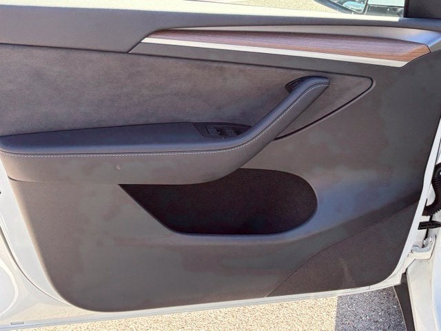 2024 Tesla Model Y Long Range AWD