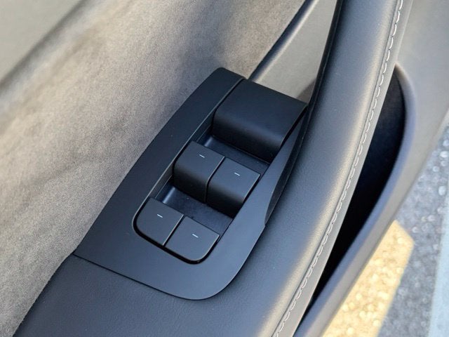 2024 Tesla Model Y Long Range AWD