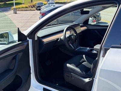 2024 Tesla Model Y Long Range AWD