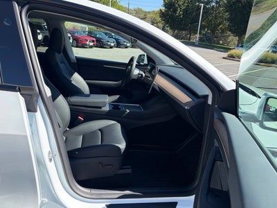 2024 Tesla Model Y Long Range AWD
