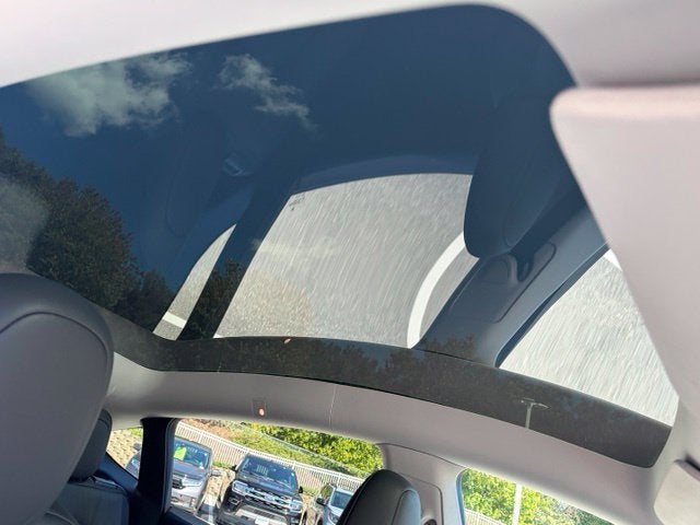 2024 Tesla Model Y Long Range AWD