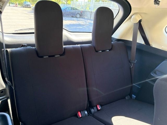 2017 Mitsubishi Outlander ES
