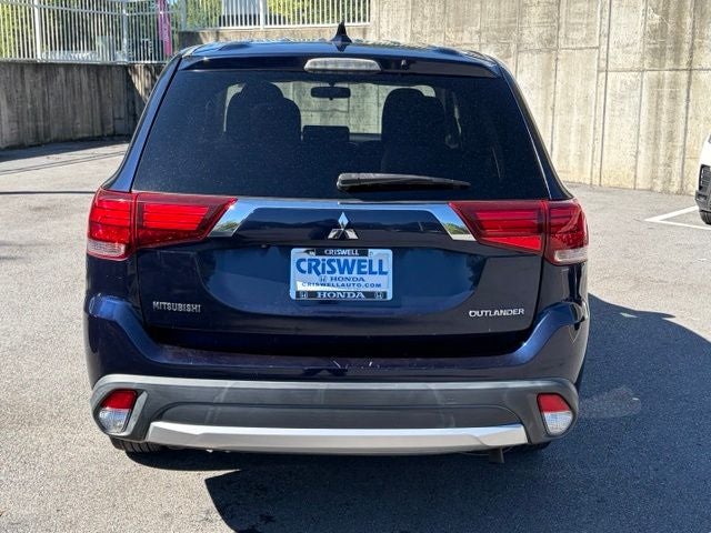 2017 Mitsubishi Outlander ES
