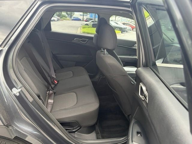 2023 Kia Sportage Hybrid LX AWD