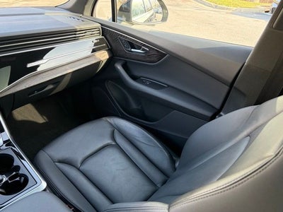 2021 Audi Q7 45 Premium quattro