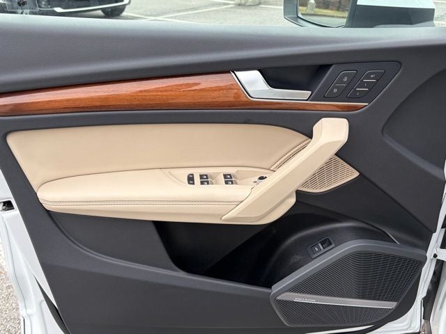 2023 Audi Q5 45 S line Premium quattro