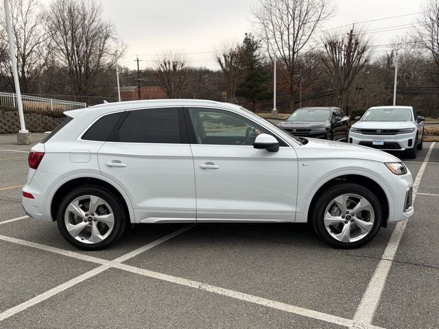 2023 Audi Q5 45 S line Premium quattro
