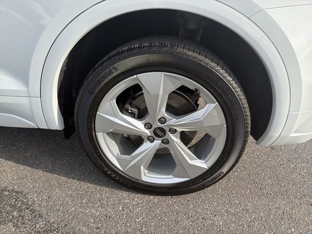 2023 Audi Q5 45 S line Premium quattro