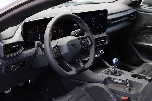 2025 Ford Mustang Dark Horse