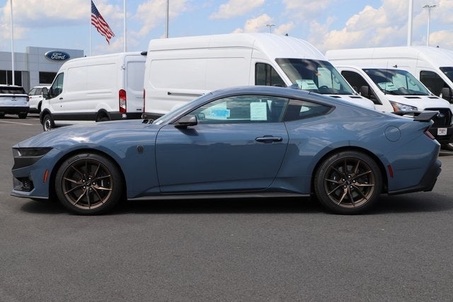 2025 Ford Mustang Dark Horse