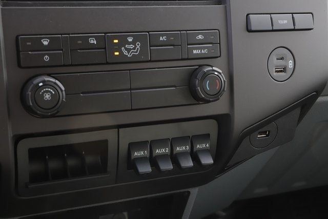 2024 Ford F-650SD Base