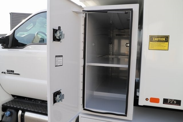 2025 Ford F-650SD Base